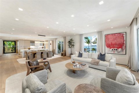 Condominio en venta en Miami Beach, Florida, 3 dormitorios, 254.92 m2 № 2154796 - foto 6