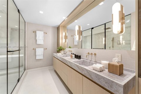 Condominio en venta en Miami Beach, Florida, 3 dormitorios, 254.92 m2 № 2154796 - foto 29