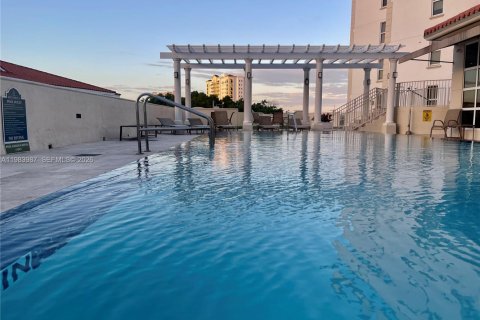 Copropriété à louer à Coral Gables, Floride: 2 chambres, 97.36 m2 № 2045638 - photo 19