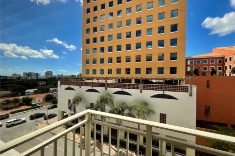 Copropriété à louer à Coral Gables, Floride: 2 chambres, 97.36 m2 № 2045638 - photo 16