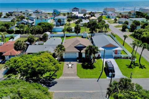 Casa en Flagler Beach, Florida 3 dormitorios, 148.18 m2 № 2235530