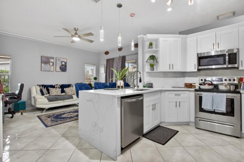 House in Coconut Creek, Florida 3 bedrooms, 192.68 sq.m. № 2086707 - photo 23