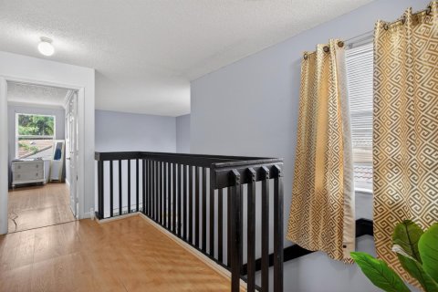 House in Coconut Creek, Florida 3 bedrooms, 192.68 sq.m. № 2086707 - photo 28