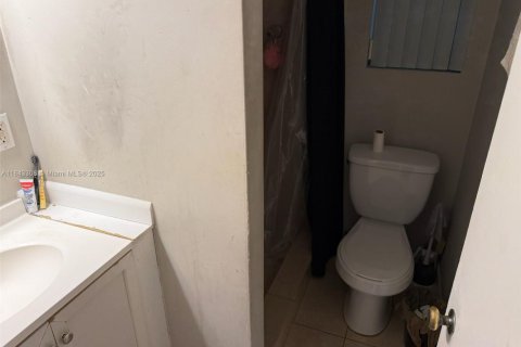 House in Homestead, Florida 3 bedrooms, 110.55 sq.m. № 1838603 - photo 13