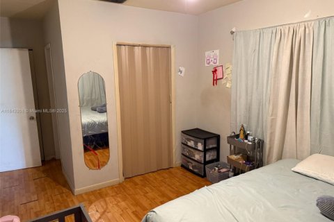 House in Homestead, Florida 3 bedrooms, 110.55 sq.m. № 1838603 - photo 9
