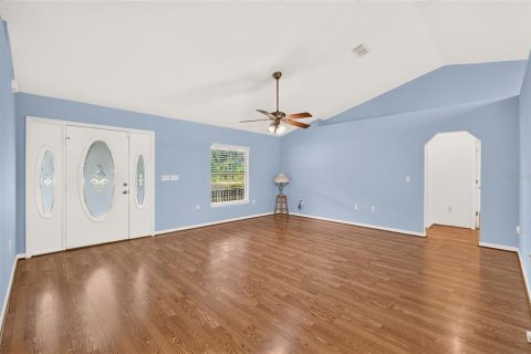 House in Ocklawaha, Florida 3 bedrooms, 152.17 sq.m. № 2266599 - photo 9