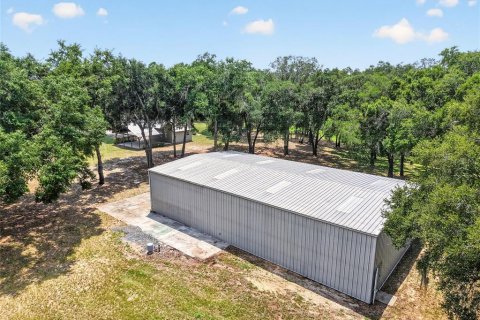House in Ocklawaha, Florida 3 bedrooms, 152.17 sq.m. № 2266599 - photo 4