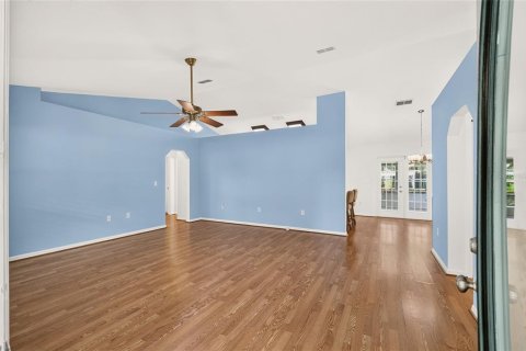 House in Ocklawaha, Florida 3 bedrooms, 152.17 sq.m. № 2266599 - photo 6