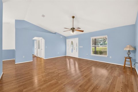 House in Ocklawaha, Florida 3 bedrooms, 152.17 sq.m. № 2266599 - photo 8