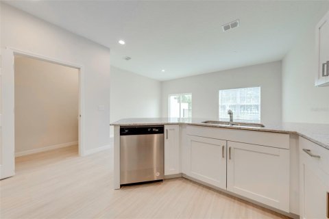Adosado en alquiler en Kissimmee, Florida, 4 dormitorios, 154.03 m2 № 1787695 - foto 9