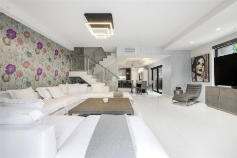 Condo in Fort Lauderdale, Florida, 3 bedrooms  № 2174189 - photo 6