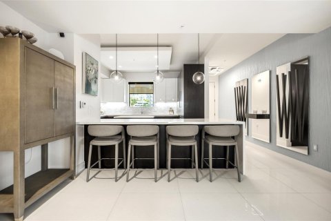 Condo in Fort Lauderdale, Florida, 3 bedrooms  № 2174189 - photo 10