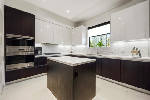 Condo in Fort Lauderdale, Florida, 3 bedrooms  № 2174189 - photo 14
