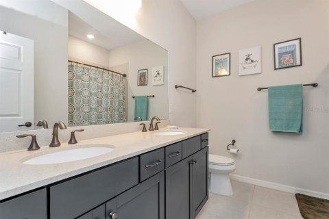 House in Riverview, Florida 6 bedrooms, 387.31 sq.m. № 2142395 - photo 24
