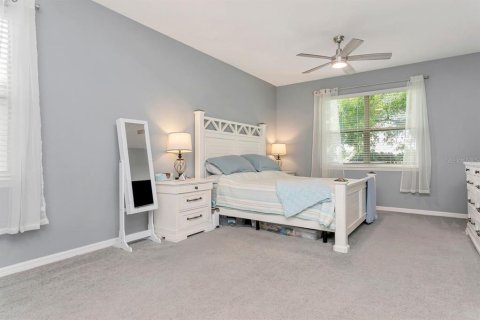 House in Riverview, Florida 6 bedrooms, 387.31 sq.m. № 2142395 - photo 12