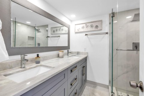 Townhouse in Deerfield Beach, Florida 2 bedrooms, 114.83 sq.m. № 2147183 - photo 16