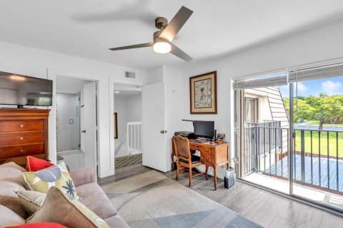 Townhouse in Deerfield Beach, Florida 2 bedrooms, 114.83 sq.m. № 2147183 - photo 19