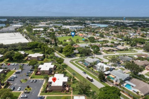 Townhouse in Deerfield Beach, Florida 2 bedrooms, 114.83 sq.m. № 2147183 - photo 29