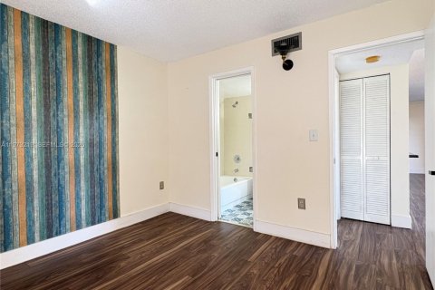 Copropriété à louer à Miami, Floride: 2 chambres, 89.65 m2 № 2033266 - photo 21