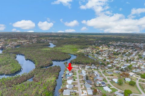 Купить виллу или дом в Порт-Сент-Луси, Флорида 8 комнат, 158.58м2, № 2087199 - фото 10