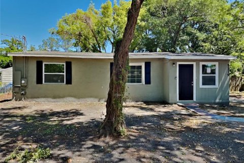 Villa ou maison à Tampa, Floride 3 chambres, 93.27 m2 № 2425807