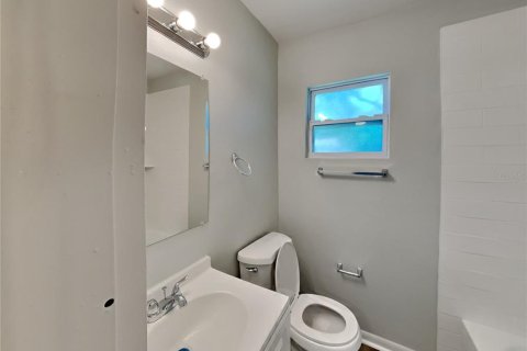 Villa ou maison à louer à Tampa, Floride: 3 chambres, 93.27 m2 № 2425807 - photo 10