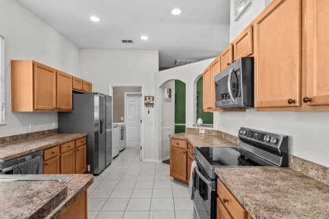 House in Brooksville, Florida 3 bedrooms, 167.5 sq.m. № 1521652 - photo 4