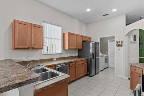 House in Brooksville, Florida 3 bedrooms, 167.5 sq.m. № 1521652 - photo 21
