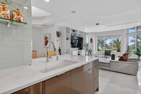 Copropriété à louer à Sarasota, Floride: 2 chambres, 164.81 m2 № 2388650 - photo 18