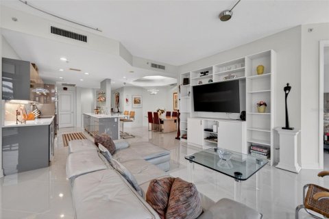 Copropriété à louer à Sarasota, Floride: 2 chambres, 164.81 m2 № 2388650 - photo 24