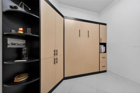 Copropriété à louer à Sarasota, Floride: 2 chambres, 164.81 m2 № 2388650 - photo 10