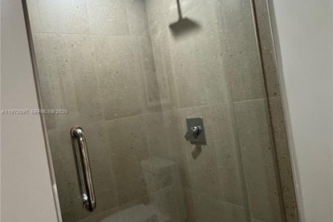 Copropriété à louer à Miami, Floride № 2042291 - photo 20