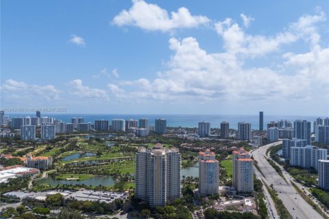 Купить кондоминиум в Авентура, Флорида 1 спальня, 79.9м2, № 2012155 - фото 20