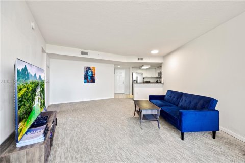 Купить кондоминиум в Авентура, Флорида 1 спальня, 79.9м2, № 2012155 - фото 4