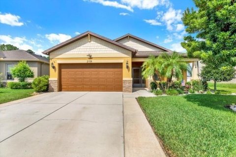 House in Brooksville, Florida 3 bedrooms, 183.76 sq.m. № 1917834 - photo 1