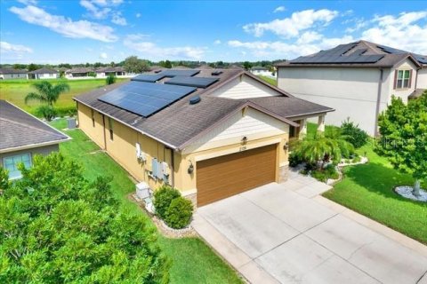House in Brooksville, Florida 3 bedrooms, 183.76 sq.m. № 1917834 - photo 5