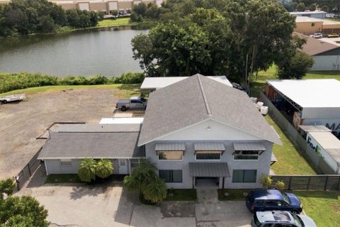 Immobilier commercial à Tampa, Floride 152.82 m2 № 2356555