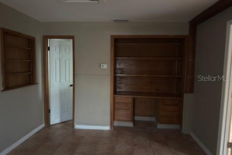 Villa ou maison à louer à Tampa, Floride: 5 chambres, 149.94 m2 № 2111780 - photo 16