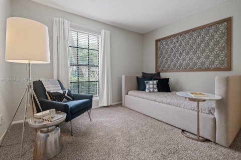 Снять в аренду квартиру в Форт-Лодердейл, Флорида 2 спальни, 88.63м2, № 2003451 - фото 12