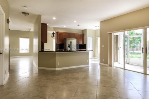 Casa en alquiler en Lake Worth, Florida, 3 dormitorios, 209.49 m2 № 2008049 - foto 4