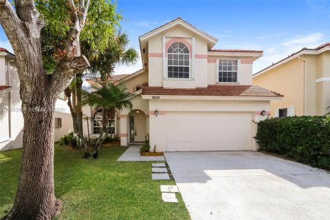 Casa en Lake Worth, Florida 3 dormitorios, 209.49 m2 № 2008049