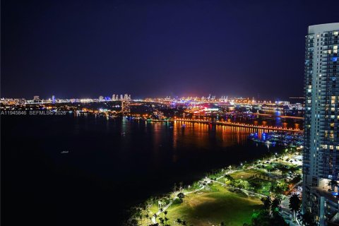 Купить кондоминиум в Майами, Флорида 3 спальни, 158.68м2, № 2152883 - фото 21