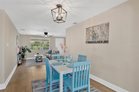 Villa ou maison à vendre à Riverview, Floride: 4 chambres, 166.48 m2 № 2419017 - photo 9