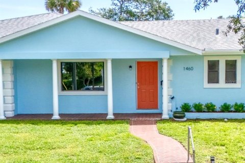 Casa en venta en Daytona Beach, Florida, 4 dormitorios, 212.28 m2 № 2225735 - foto 2