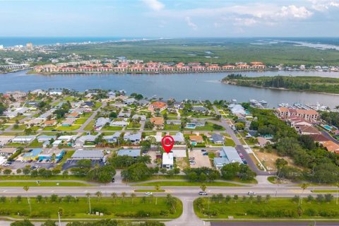 Купить коммерческую недвижимость в Нью-Смирна-Бич, Флорида 97.64м2, № 1761489 - фото 17