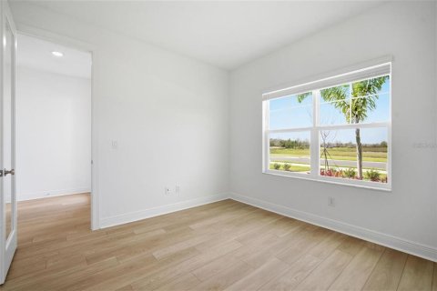 House in Parrish, Florida 3 bedrooms, 178.37 sq.m. № 2429288 - photo 6