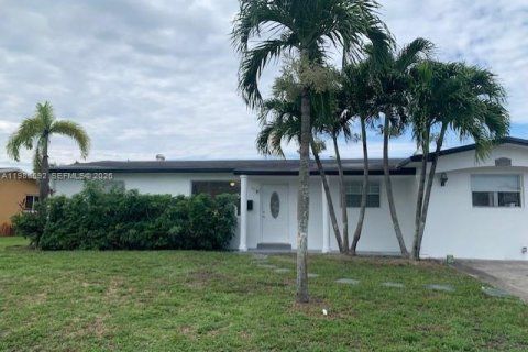 Casa en Lauderhill, Florida 3 dormitorios, 145.39 m2 № 2048370