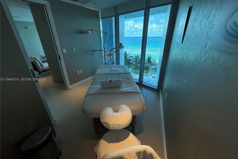 Купить кондоминиум в Санни-Айлс-Бич, Флорида 4 спальни, 222.41м2, № 2054302 - фото 30
