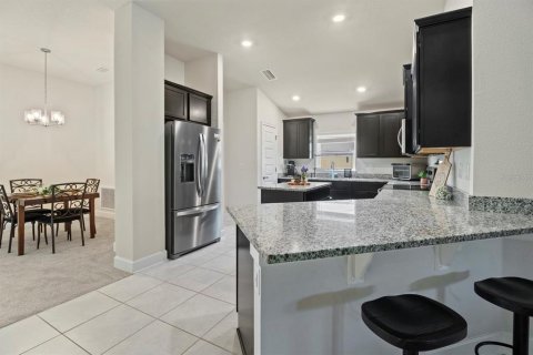 Villa ou maison à louer à Saint Cloud, Floride: 4 chambres, 222.97 m2 № 2149199 - photo 10