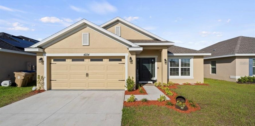 Villa ou maison à Saint Cloud, Floride 4 chambres, 222.97 m2 № 2149199